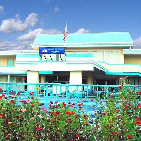 Americas Best Value Inn Suites סאות' בוסטון מראה חיצוני תמונה