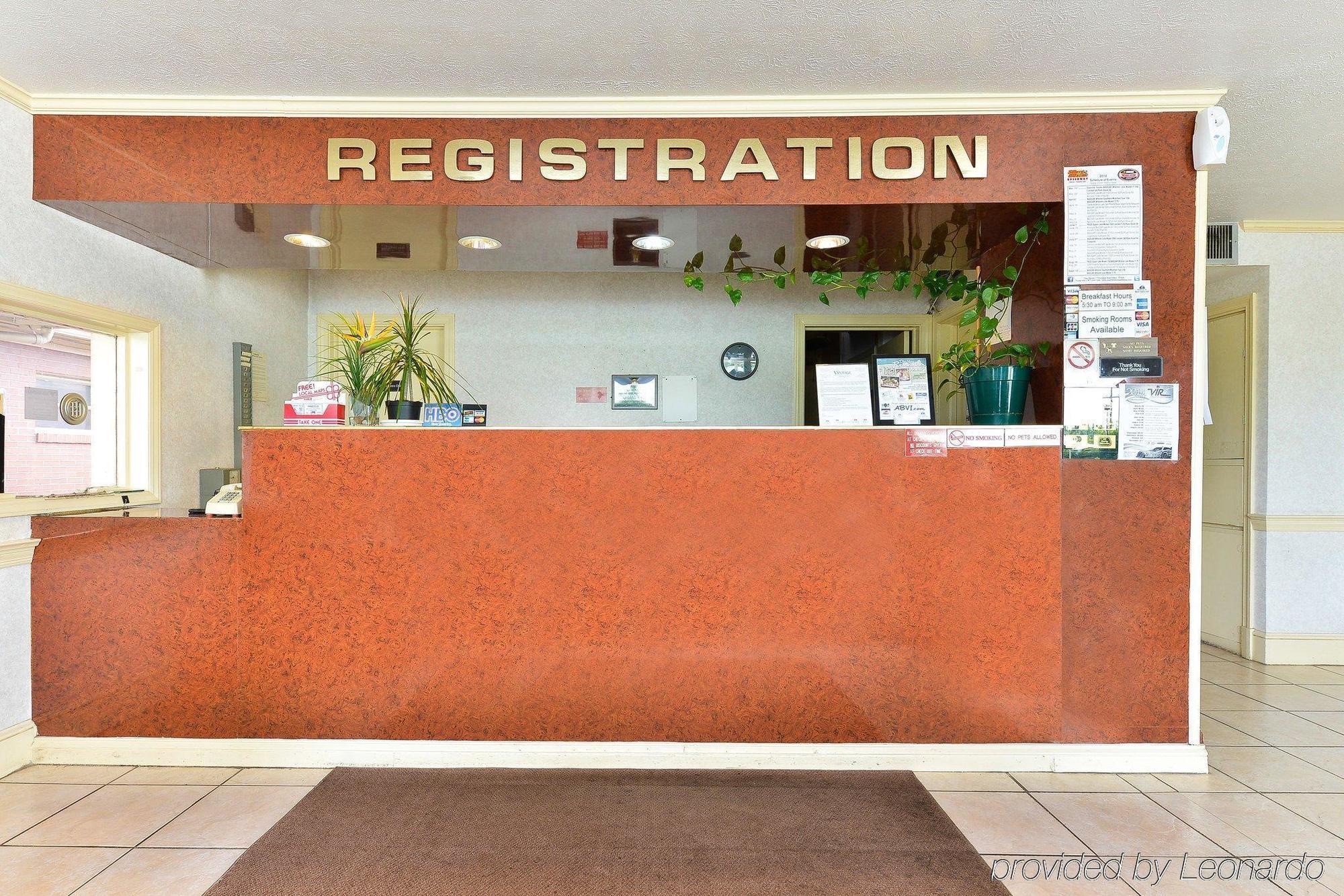 Americas Best Value Inn Suites סאות' בוסטון מראה חיצוני תמונה