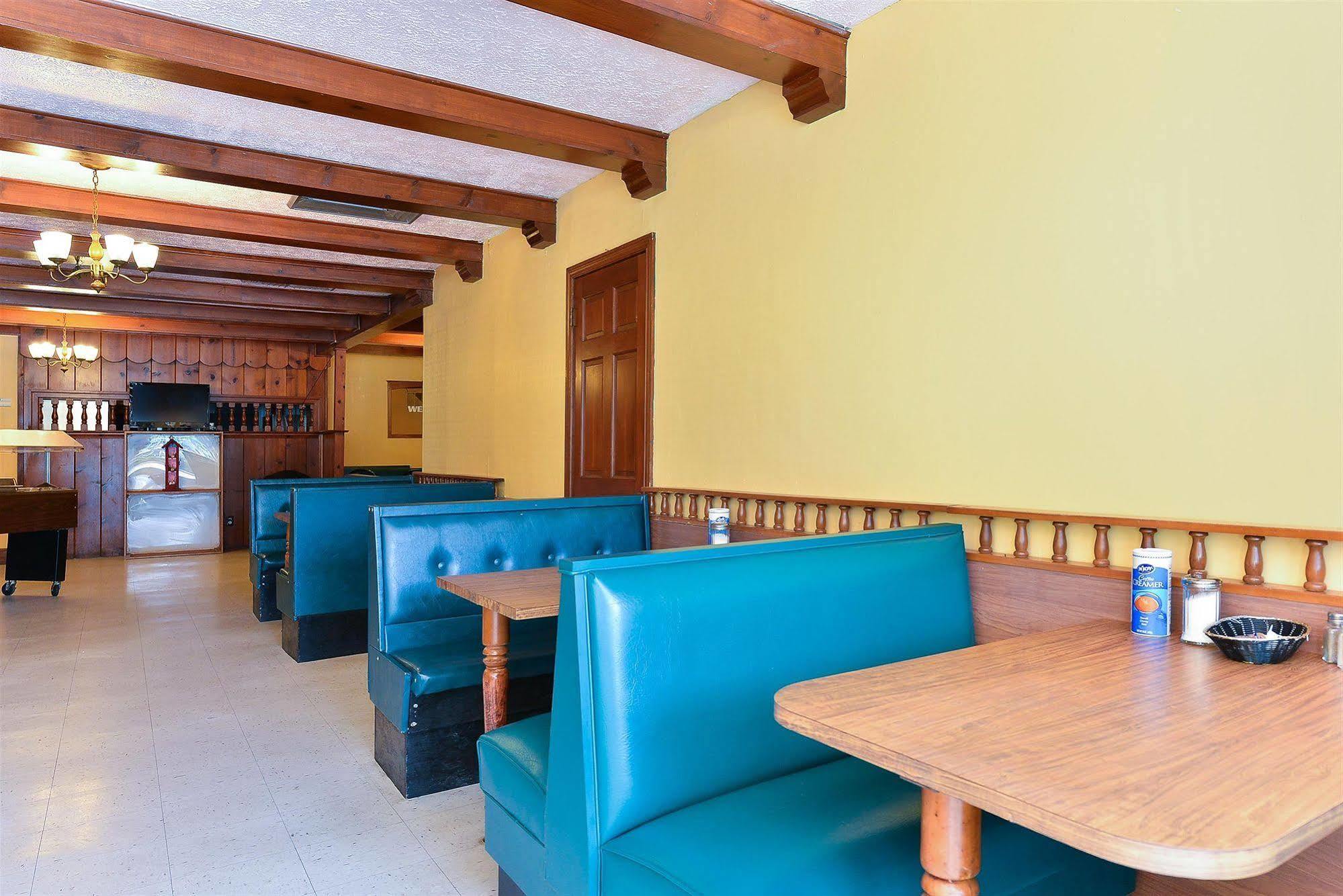 Americas Best Value Inn Suites סאות' בוסטון מראה חיצוני תמונה